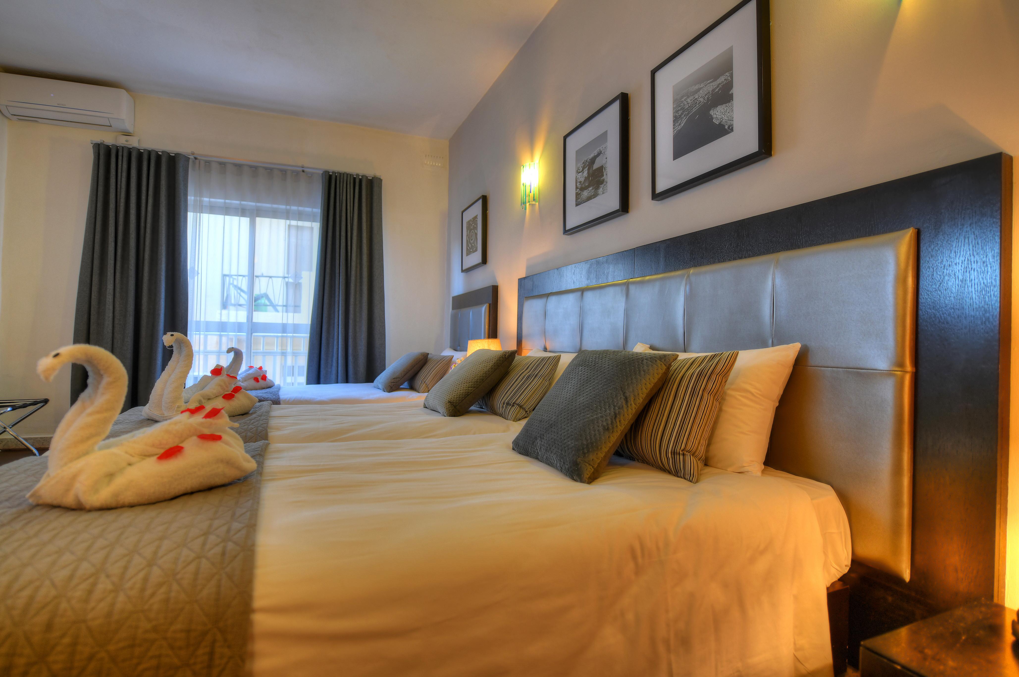 St. Julian'S Bay Hotel Esterno foto