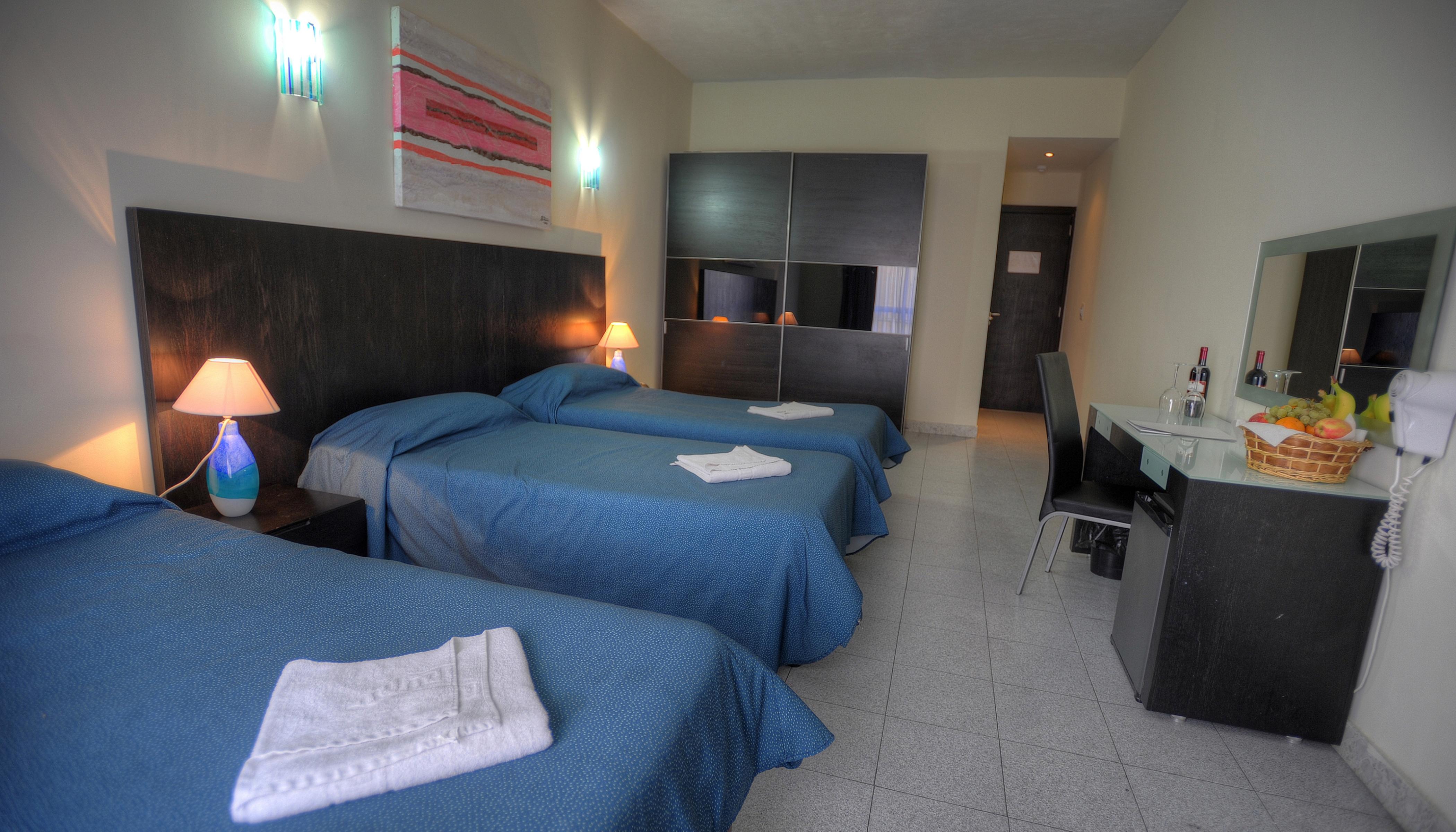 St. Julian'S Bay Hotel Esterno foto